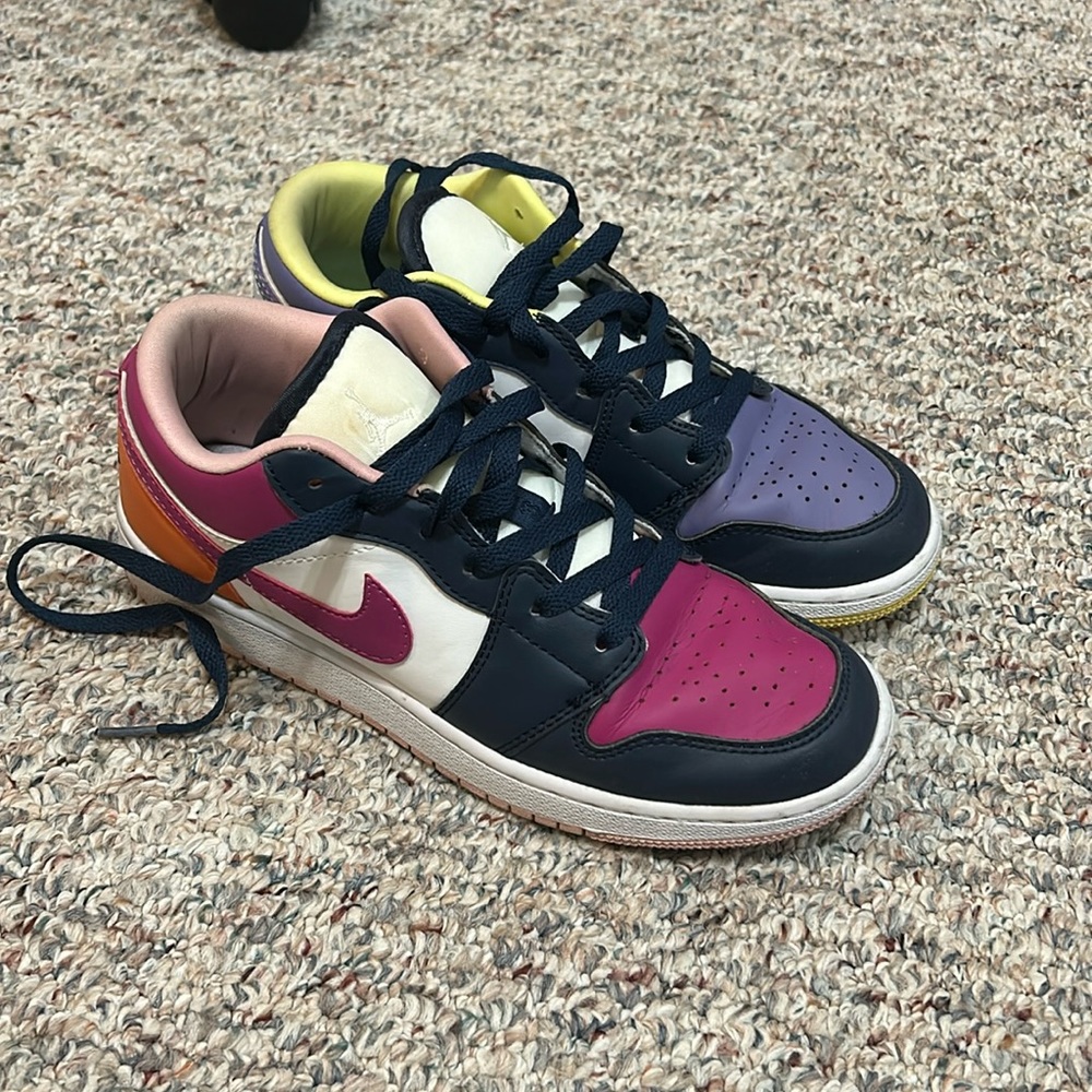 multicolor air jordan’s low